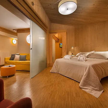 Montana Отель 4*