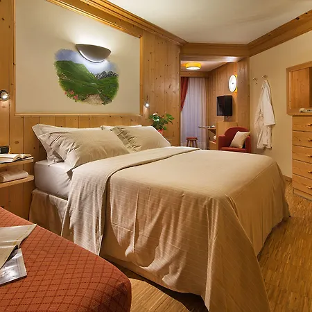 Montana Отель 4*