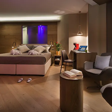 Montana Отель Ливиньо