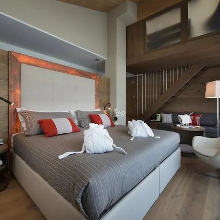 Montana Hotel